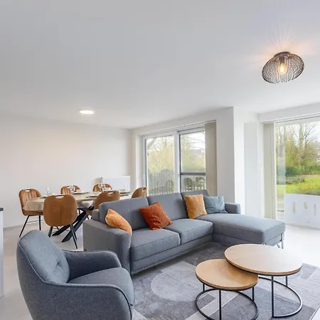 Lane The Park - 0004 + Box 41 *