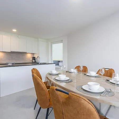 Lane The Park - 0004 + Box 41 Apartment