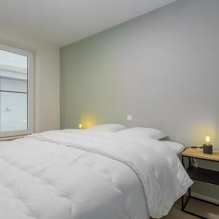 Lane The Park - 0004 + Box 41